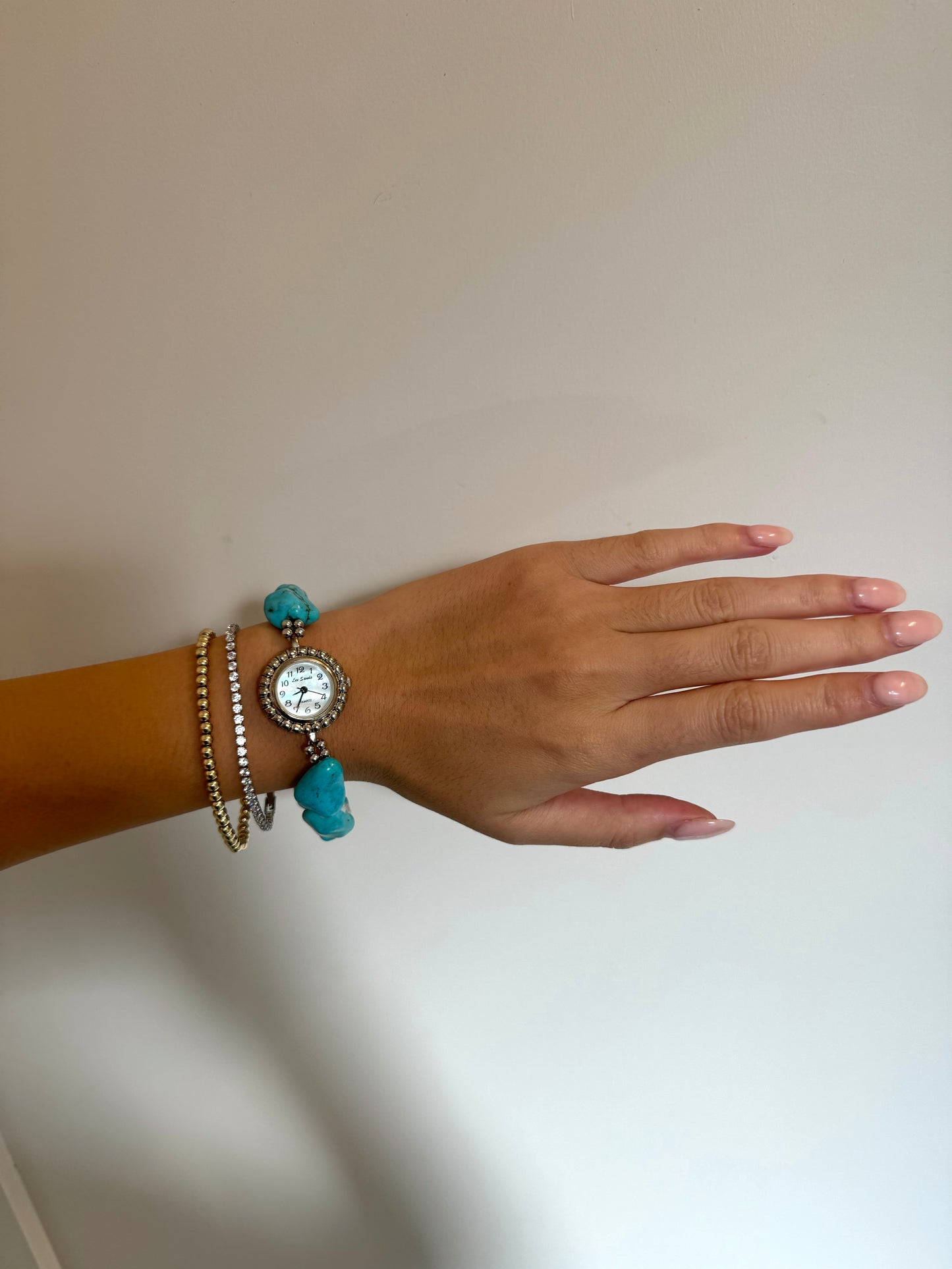 Cabochon Stones Expandable Watch