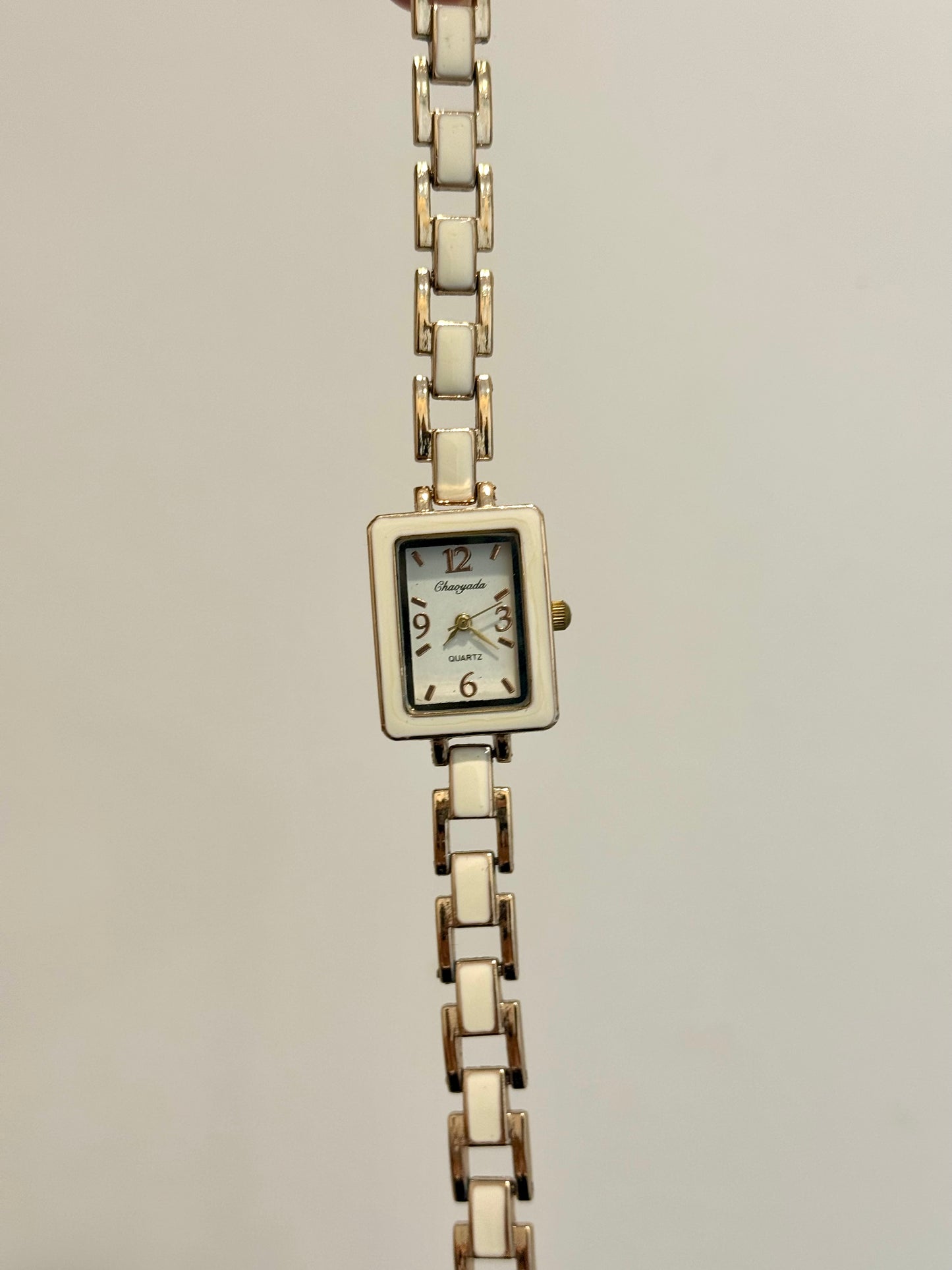 White and Gold Retro Watch