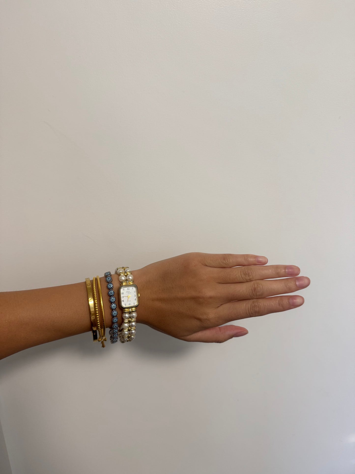 Strings of Pearl Watch