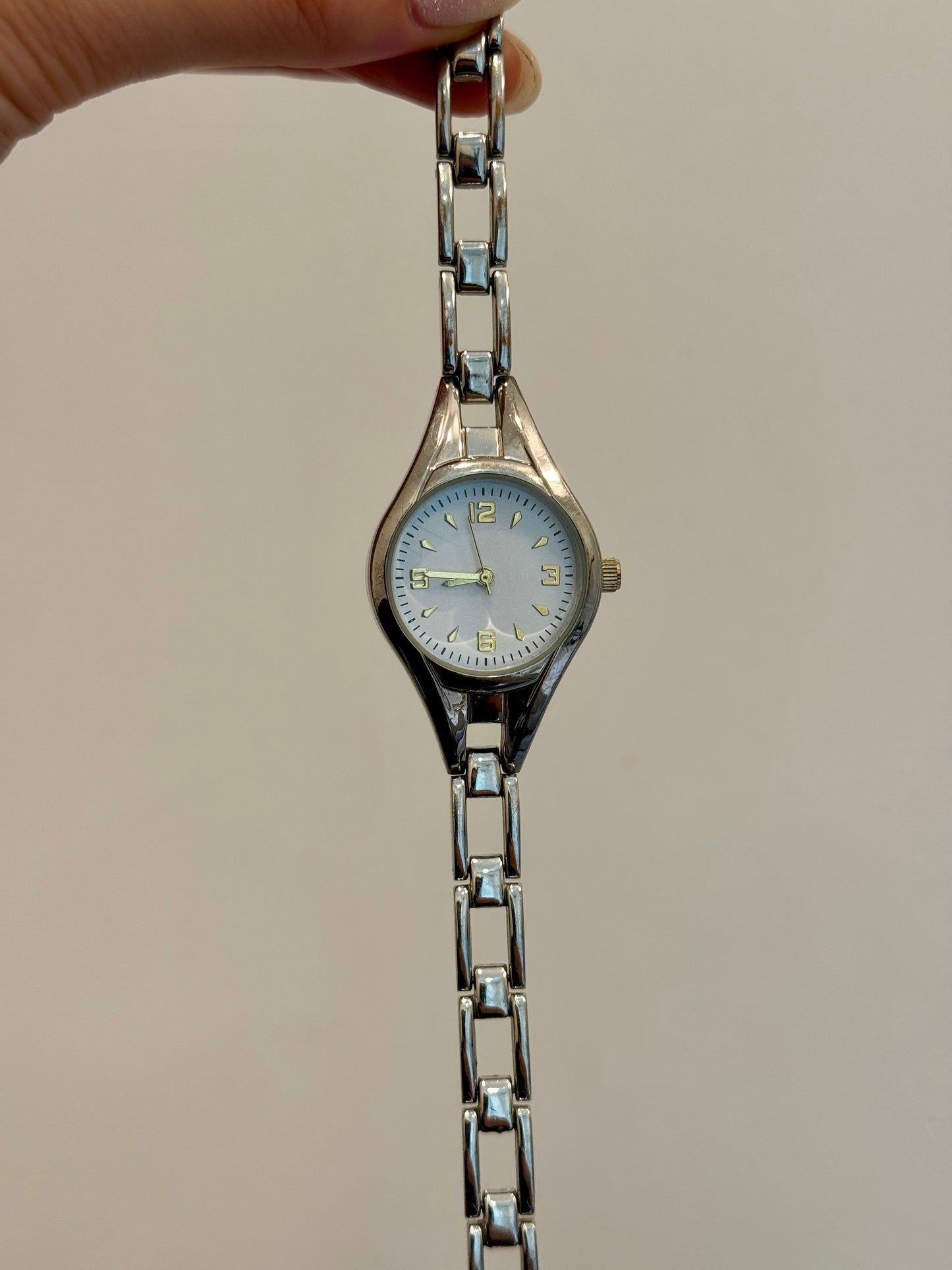 Classic Silver Toned Watch